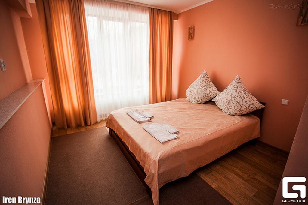 Leo Hostel Chernihiv Ruang foto